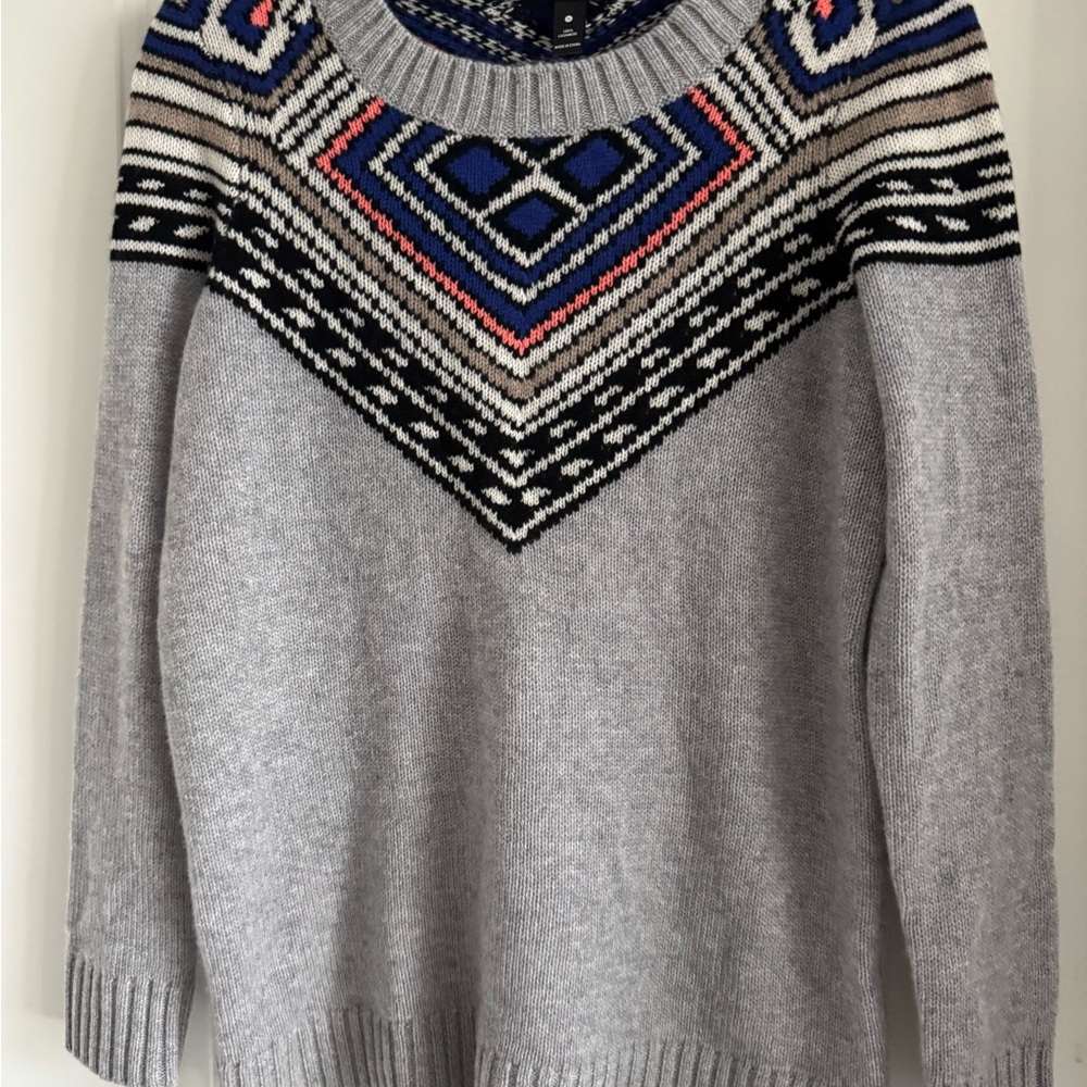 Aqua Gray and Blue Crewneck cashmere Sweater with Geometric Design